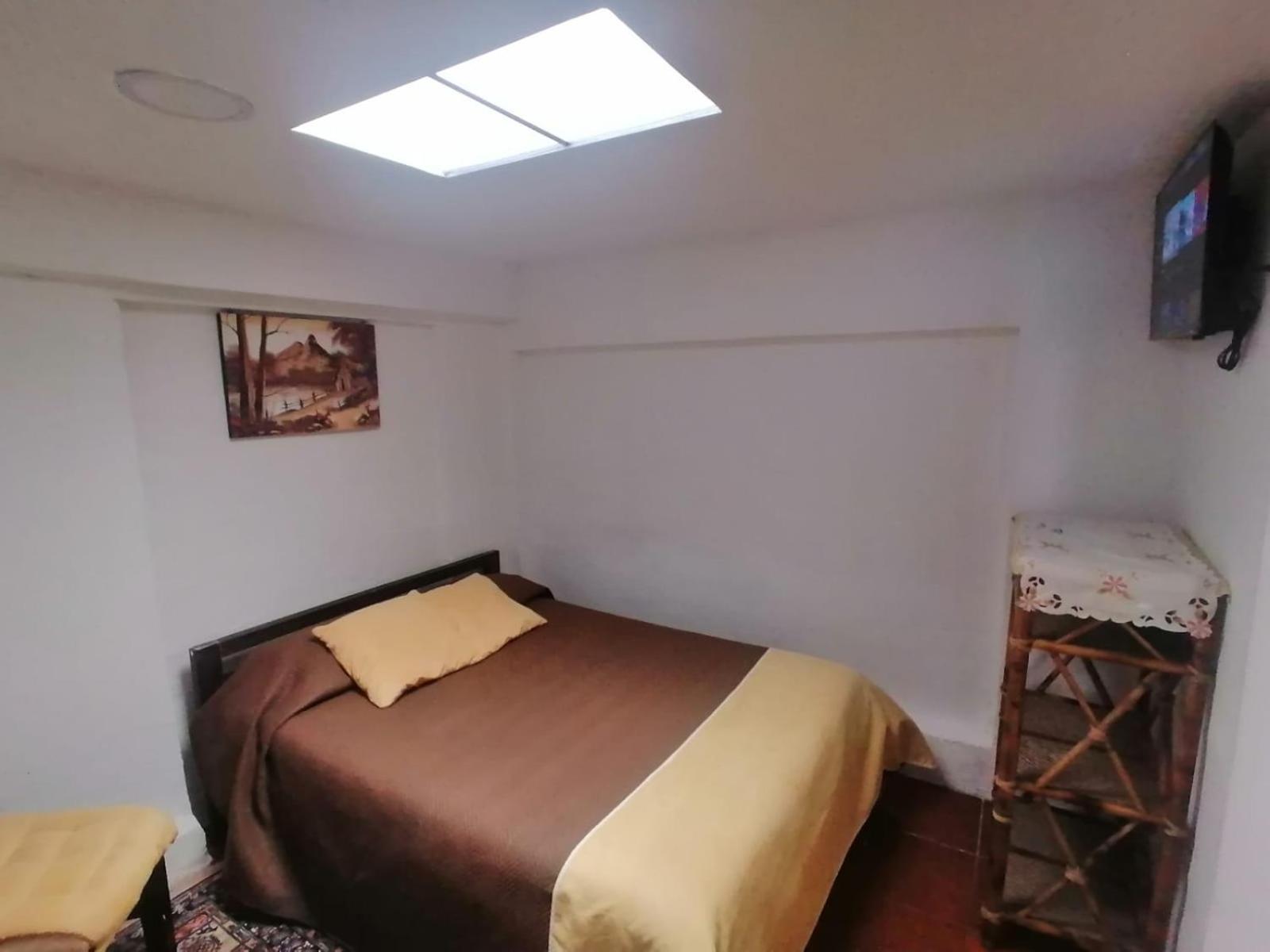 Galapagos Natural Life Hostel Quito Eksteriør billede